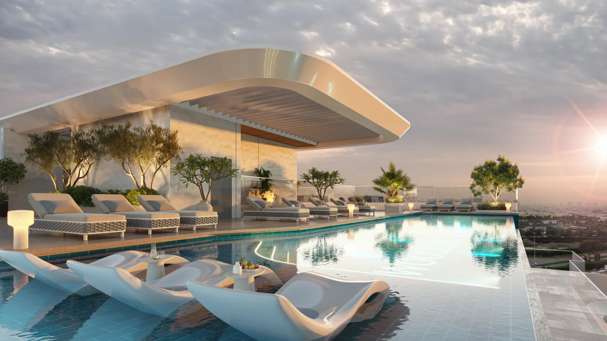 Infinity pool sur le rooftop de Woodland Crest à Dubaï