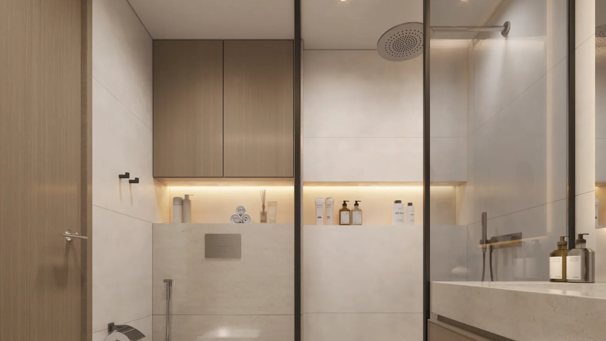 Salle de bain moderne avec douche à Woodland Crest by AMIS